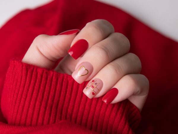 Valentine's Day nails