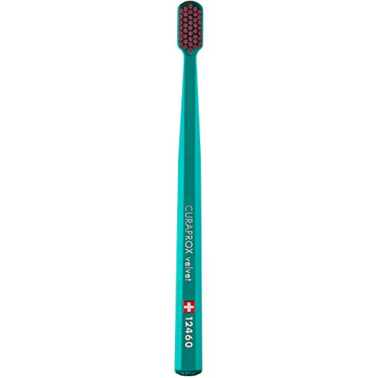 Curaprox CS 12460 Velvet Toothbrush Οδοντόβουρτσα με Εξαιρετικά Απαλές & Πυκνές Ίνες Curen για Πολύ Ευαίσθητα Δόντια 1 Τεμάχιο – Πετρόλ / Μπορντό