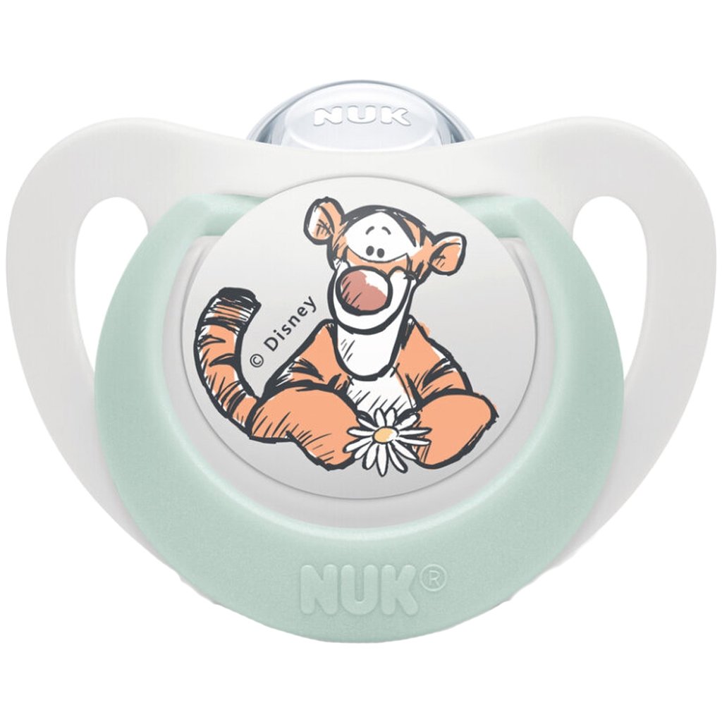 Nuk Nuk Star Disney Winnie the Pooh Soother 6-18m Εξαιρετικά Μαλακή Πιπίλα Σιλικόνης με Θήκη Μεταφοράς 1 Τεμάχιο, Κωδ 10736939 - Λευκό