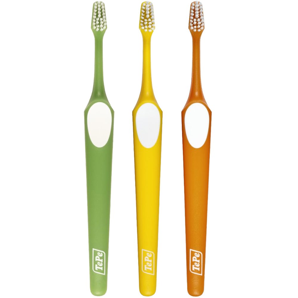 Tepe Supreme Soft Toothbrush Μαλακή Οδοντόβουρτσα που Διαθέτει Εργονομική Λαβή & Ίνες 2 Επιπέδων για Βελτιωμένη Προσπέλαση 3 Τεμάχια, Πράσινο / Κίτρινο / Πορτοκαλί