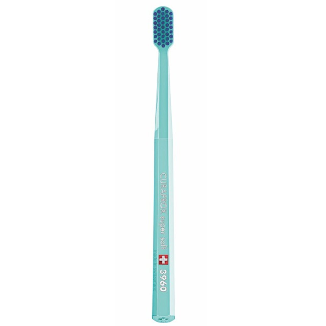 Curaprox CS 3960 Super Soft Toothbrush Πολύ Μαλακή Οδοντόβουρτσα με Εξαιρετικά Απαλές & Ανθεκτικές Ίνες Curen για Αποτελεσματικό Καθαρισμό 1 Τεμάχιο – Τιρκουάζ/ Μπλε